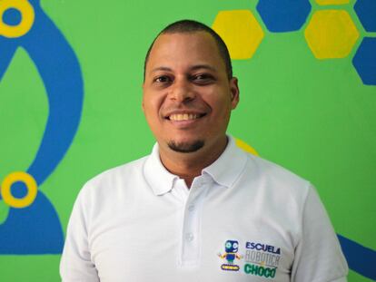 Jimmy García, ingeniero de sistemas de la Escuela de Robótica del Chocó.