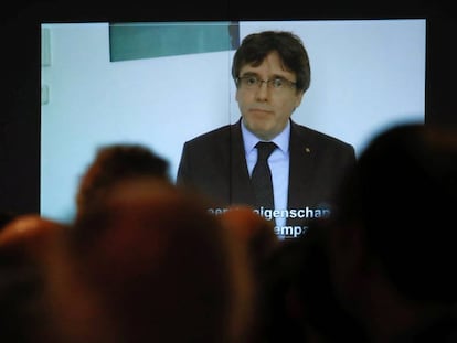 Carles Puigdemont, en una videoconferència que es va veure a la ciutat belga de Lovaina.