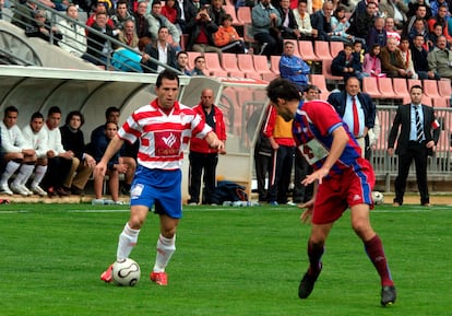 Nene, durante un partido con el Granada en la temporada 2007. 