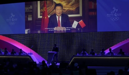 Xi Jinping es dirigeix als representants del COI.