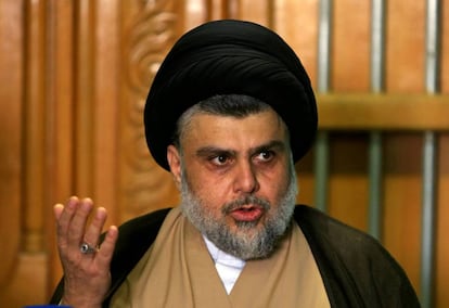 El clérigo Muqtada al Sadr durante una conferencia en Najaf, Iraq, el pasado 17 de mayo.