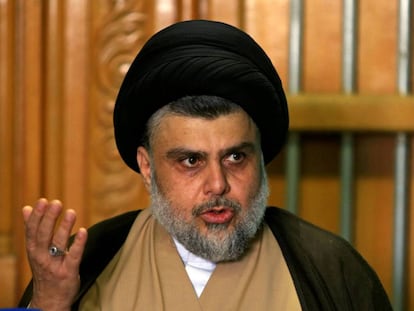 El clérigo Muqtada al Sadr durante una conferencia en Najaf, Iraq, el pasado 17 de mayo.
