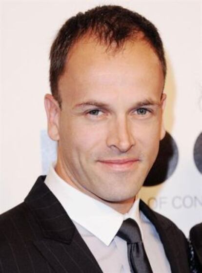 El actor Jonny Lee Miller