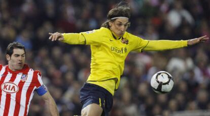Ibrahimovic, a la salida de un corner, marca el primero del Barcelona.