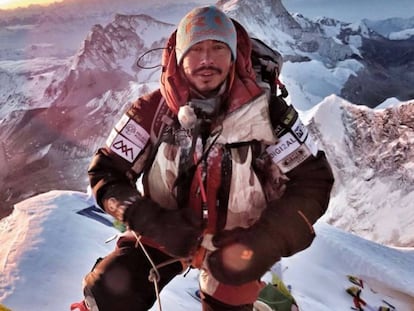 Nirmal Purja durante sua ascensão ao Everest, em maio de 2019.