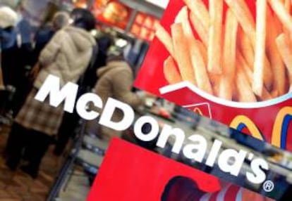 La página McResource, que era llevada por un servicio externo, "ha existido durante años y fue diseñada parar dar herramientas e información valiosas para los empleados de varias empresas, incluida McDonald's y algunas de nuestras franquicias", justificó la empresa. EFE/Archivo