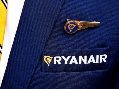 Un tripulante de cabina de Ryanair.