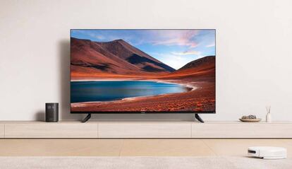 Smart TV Xiaomi en una mesa