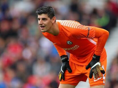 Courtois durante un partido con el Chelsea en la Premier.