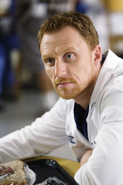 Kevin McKidd como el doctor Hunt.