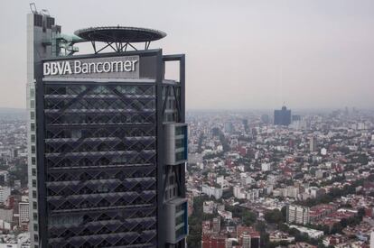 Panorámica de la sede central de BBVA en la Ciudad de México.