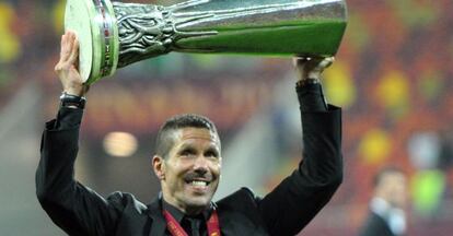 Diego Simeone celebra la Liga Europa del Atlético. 
 