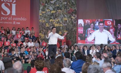 Pedro S&aacute;nchez, este domingo en un mitin en Zaragoza.