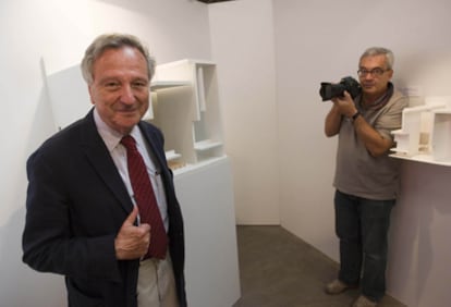 Moneo, ayer en la inauguración de la muestra <i>Moneo-Parroquia de Riberas de Loyola, Iesu</i> en San Sebastián.