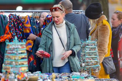 Cameron Diaz, en un mercadillo.