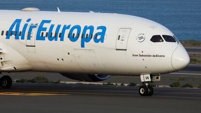 Avión de Air Europa en el aeropuerto de Gran Canaria.