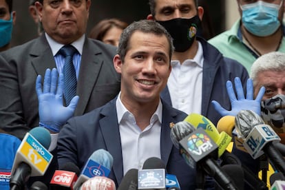 Juan Guaidó, en rueda de prensa en Caracas.