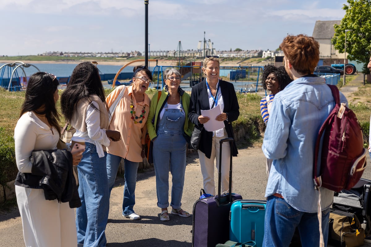 Adiós algoritmo, hola agente de viajes: por qué el criterio humano está volviendo a primar al planear las vacaciones