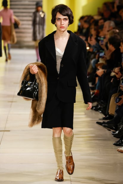 MIU MIU FALL WINTER 2025 FASHION SHOW