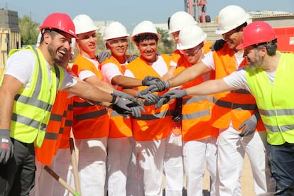 Alumnado de Formación Profesional Básica en Reforma y Mantenimiento de Edificios.