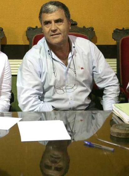 El alcalde de Cabanes, Artemio Siurana.