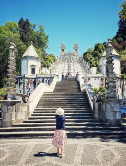 La escalinata que lleva a la basílica del Sagrado Corazón de Jesús, en Braga.