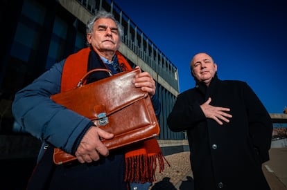Solano, junto a Javier Calvo, el abogado con el que lleva el caso en Huesca.