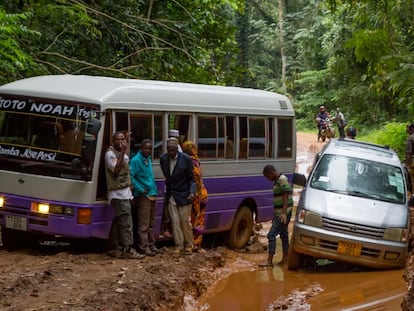 Accidente de tráfico en Amani, Tanzania.