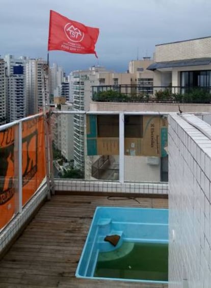 Piscina do triplex atribuído a Lula.