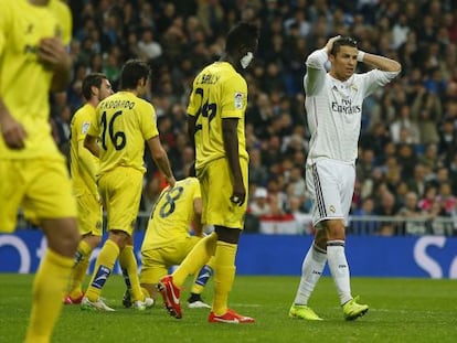 Cristiano Ronaldo lamenta una ocasión ante el Villarreal