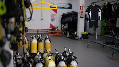 El interior vacío del club de buceo de Alexis Polidano, en La Restinga (El Hierro).