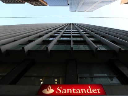 Sede del Banco Santander en Río de Janeiro, Brasil.