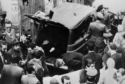 El cadáver de Aldo Moro, hallado en mayo de 1978 en el maletero de un coche en Roma tras ser asesinado por las Brigadas Rojas.