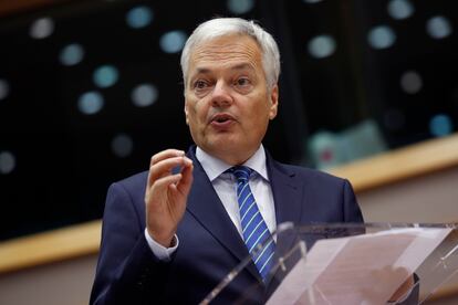 El comisario de Justicia, Didier Reynders, en el pleno del Parlamento Europeo, este lunes.