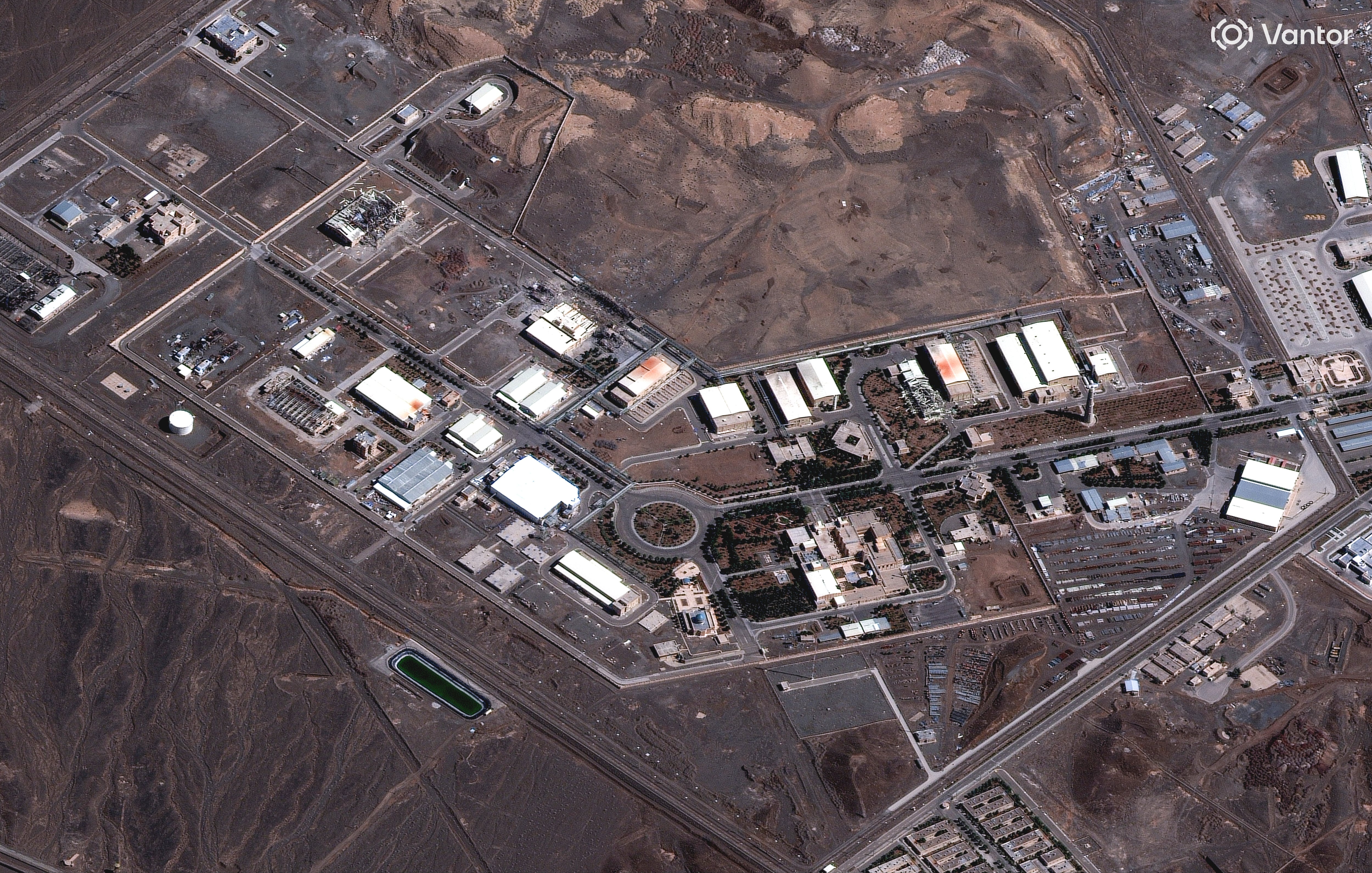 La agencia de la energía atómica ve más riesgo nuclear en Irán hoy que antes de la guerra