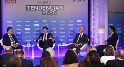 De izquierda a derecha, Antonio Llarden, presidente de Enagás; José Ignacio Goirigolzarri, presidente de Bankia; Rafael del Pino, presidente de Ferrovial y Josu Jon Imaz, presidente de Repsol.