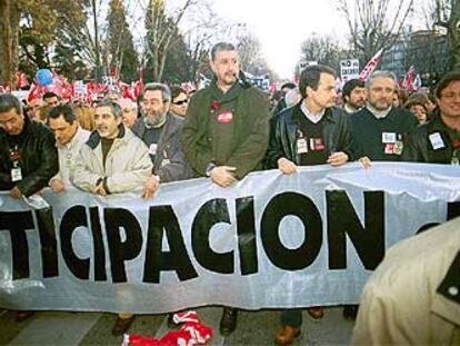 José Ricardo Martínez, Rafael Simancas, Gaspar Llamazares, Cándido Méndez, José María Fidalgo, José Luis Rodríguez Zapatero, Fausto Fernández y Javier López.