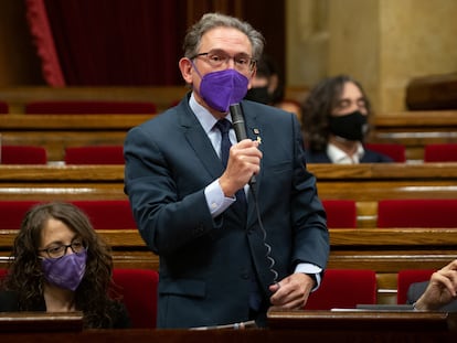 El conseller de Economía de la Generalitat, Jaume Giró, durante una intervención en el Parlament.