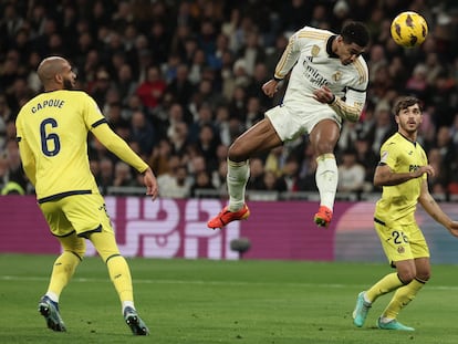 Bellingham marca el primer gol del Madrid al Villarreal en el Bernabéu.