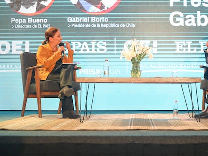 Gabriel Boric, Presidente de la republica de Chile, es entrevistado por Pepa Bueno, directora de  EL PAÍS.