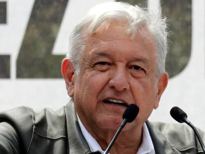 López Obrador dice que no recortará las comisiones bancarias