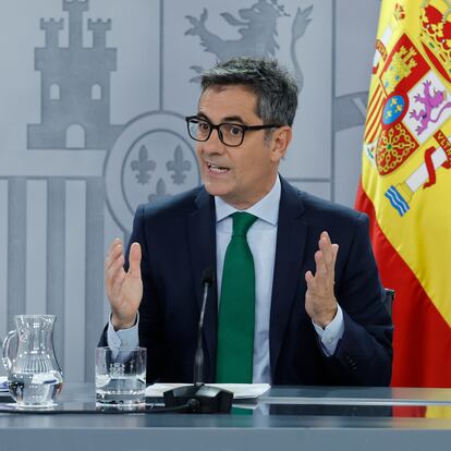 MADRID, 17/09/2024.- El ministro de la Presidencia, Justicia y Relaciones con las Cortes, Félix Bolaños, durante la rueda de prensa posterior al Consejo de Ministros, este martes en Madrid. EFE/ Javier Lizón
