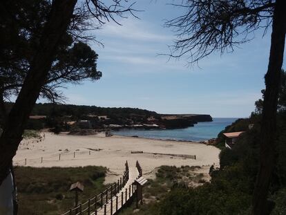La playa de Cala Saona, en Formentera, el domingo.