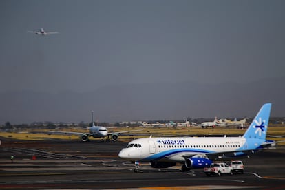 Un avión de Interjet, el 19 de noviembre en el aeropuerto internacional de Ciudad de México.
