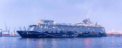 Vista del Mein Schiff 2, el primer barco de TUI Cruises que opera cruceros entre islas canarias desde diciembre.