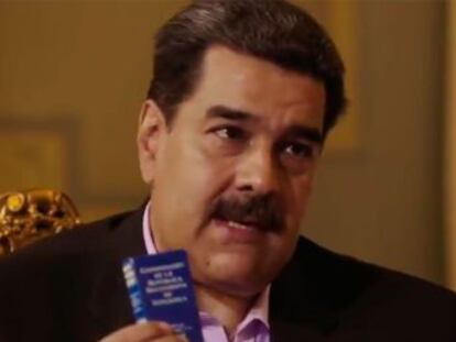 Nada de lo que dijo Maduro importa frente a la imagen de un tipo que agarra y exhibe un librito de papel de fumar