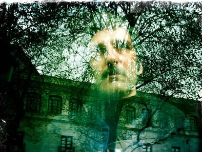 Ernesto Alterio fotografiado en el café Delic de la Plaza de la Paja.