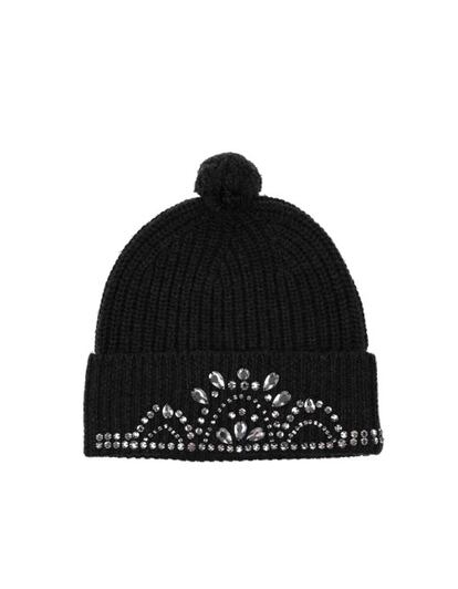 Gorro con incrustaciones de Markus Lupfer (165 euros).