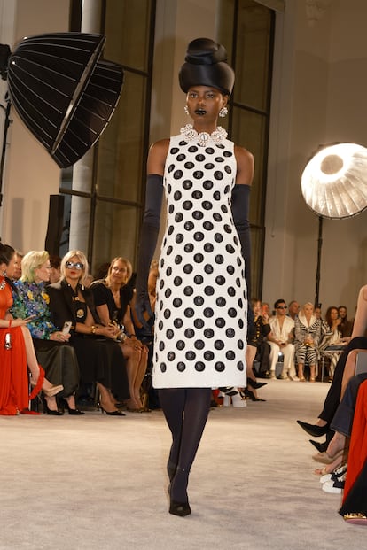 SCHIAPARELLI ALTA COSTURA O-I 2025/26 Desfile