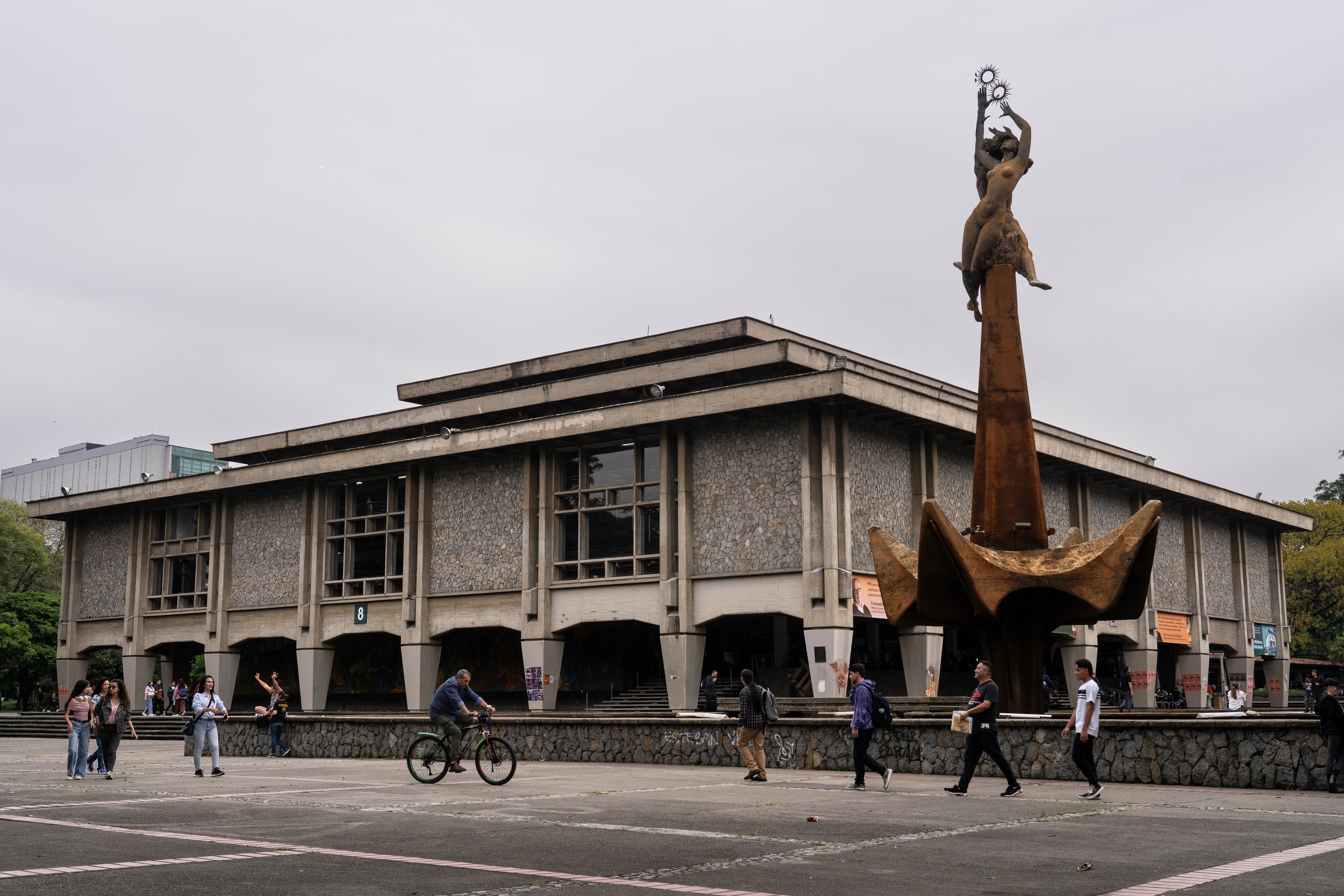 La Universidad de Antioquia enfrenta un futuro incierto